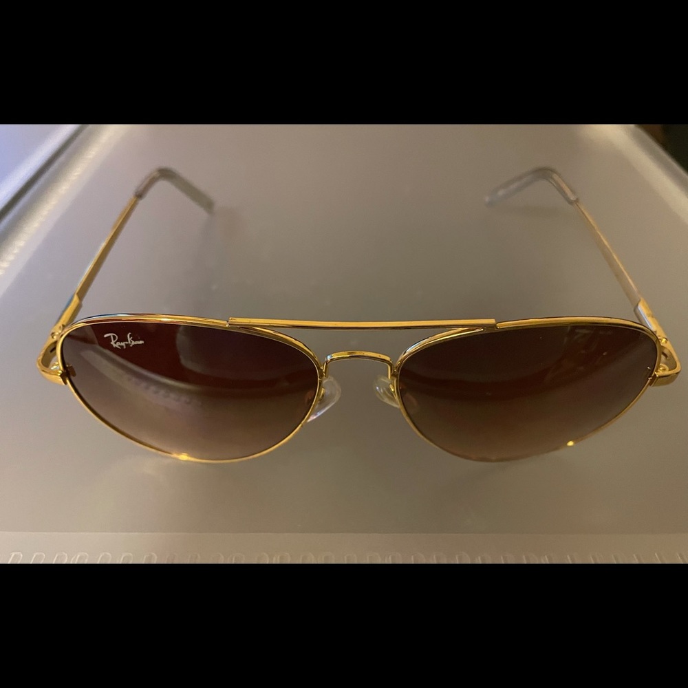 Ray ban sunglasses (no case)